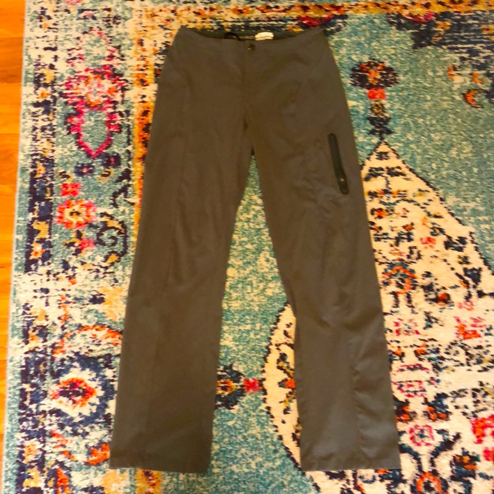 Columbia women’s stretch hiking pants